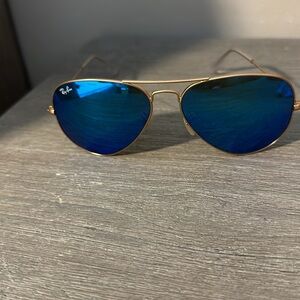 Ray-Ban Aviator Classic